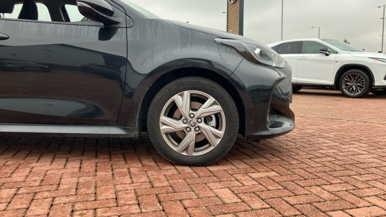 Toyota Yaris 1.5 Hybrid Icon 5dr CVT Hybrid Hatchback